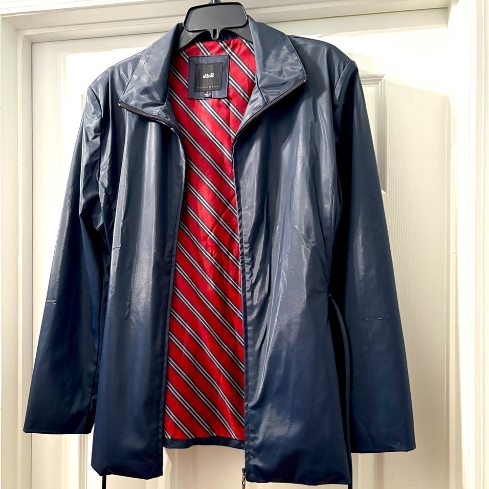 Women’s outerwear, rain jacket size large Navy Blue